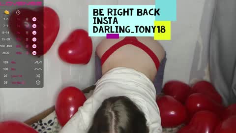darling_tony18 online show from May 3, 5:49 pm
