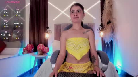 dasha_rodriguez online show from April 18, 4:20 pm