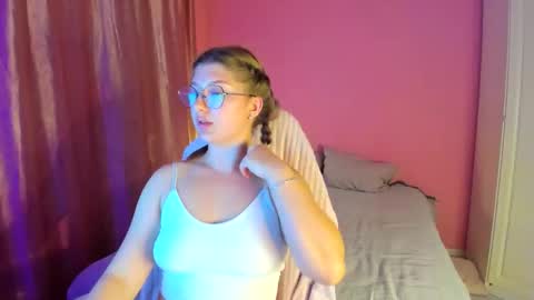 Snapshot of dashechka chatting on September 26, 4:04 pm Dasha online show from September 26, 4:04 pm