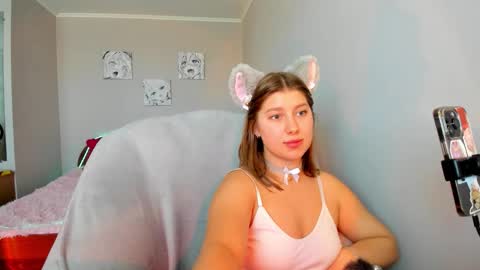 Snapshot of dashechka chatting on October 17, 6:16 am Dasha online show from October 17, 6:16 am