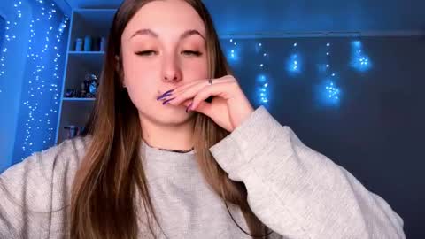 Sally online show from March 3, 3:40 pm