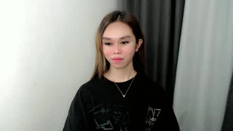 Snapshot of davinascott_03 chatting on September 13, 8:17 pm Davina online show from September 13, 8:17 pm