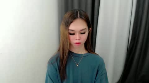 Snapshot of davinascott_03 chatting on September 15, 11:23 pm Davina online show from September 15, 11:23 pm