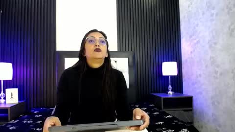 Snapshot of dayana_mendozaa69 chatting on February 24, 1:08 pm Dayana online show from February 24, 1:08 pm
