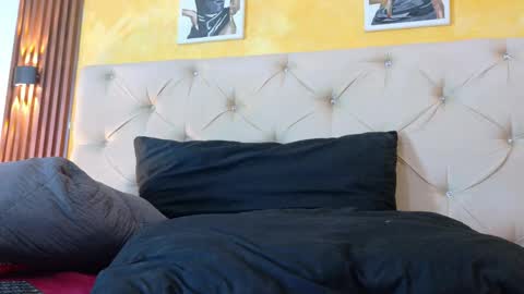 dayis_miller online show from April 27, 10:07 pm