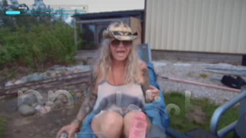 dd_delish online show from April 27, 8:39 pm