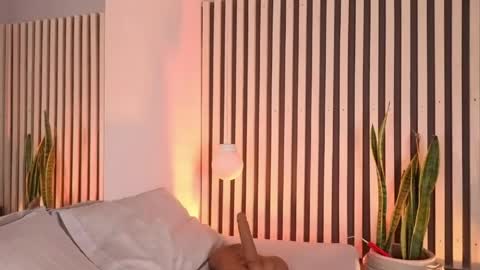 dea_athenea online show from April 23, 8:00 pm