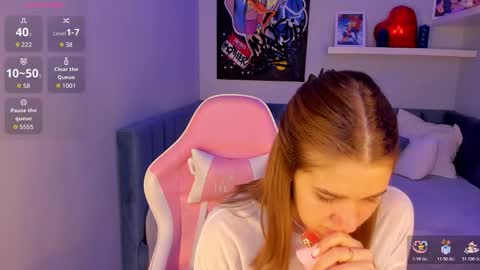 Jennifer online show from March 13, 12:23 am