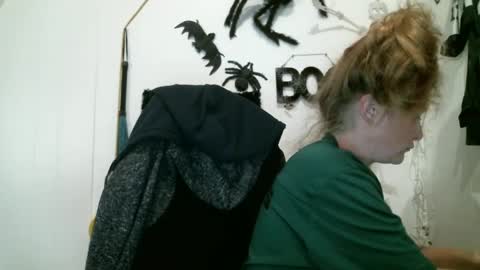 DEBBIE online show from October 5, 9:25 am