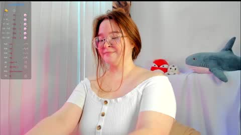 DeboraDebbieDee online show from December 6, 7:21 am