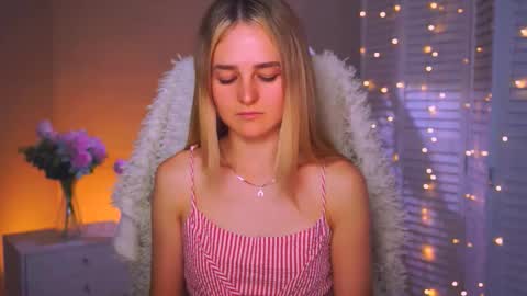 Debora online show from October 4, 7:36 am