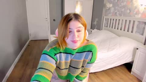 Snapshot of debratower chatting on February 7, 2:58 pm Debra online show from February 7, 2:58 pm