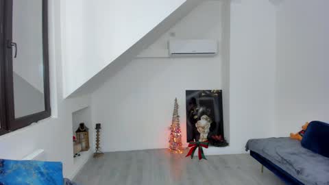 Deea online show from December 22, 4:54 pm