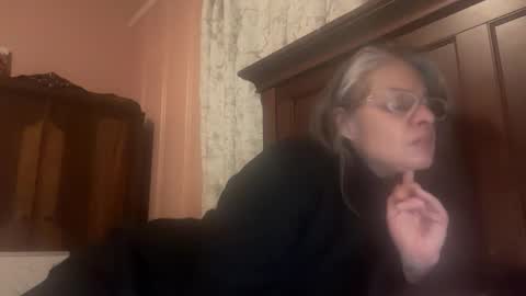 Tori online show from February 24, 5:06 am