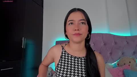 Snapshot of deisy_smith_ chatting on March 11, 10:51 am Deisy online show from March 11, 10:51 am