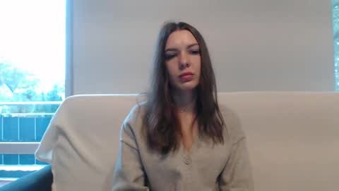 Aurora online show from October 7, 5:45 am