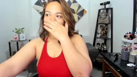 Snapshot of delightfulcurvy chatting on December 18, 9:08 pm delightfulcurvy online show from December 18, 9:08 pm