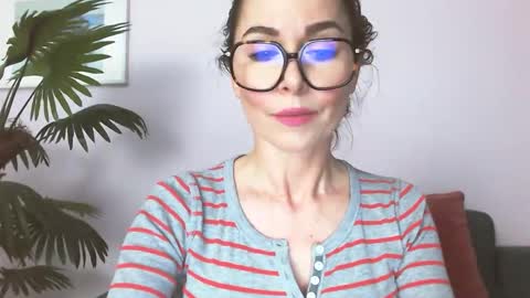 delilah_sweet online show from June 1, 3:36 pm