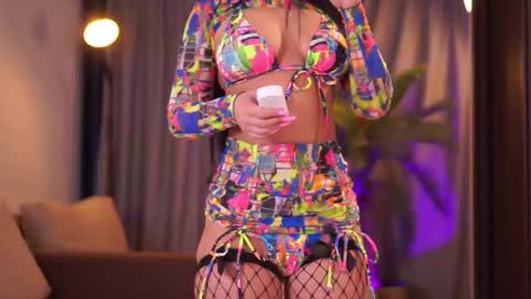 Delilah online show from February 27, 9:25 pm