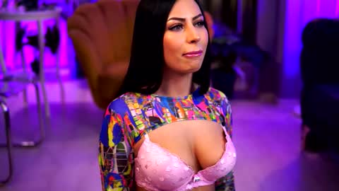 Delilah online show from March 22, 8:15 pm