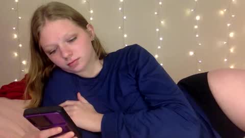 DelilaLove3412 online show from January 31, 10:30 pm