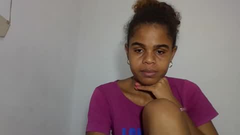delphine online show from June 7, 8:43 am