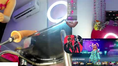 demiii online show from April 19, 9:20 am