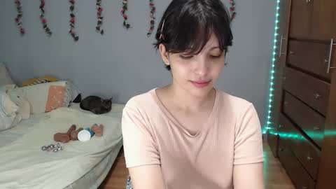 Snapshot of deni_bloom chatting on January 17, 5:21 am Denisse    schedule Monday to Friday 1300-1900 mexican time Saturday-maybe it could be a surprise IDEPENDENT MODEL online show from January 17, 5:21 am