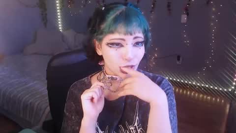 Snapshot of deni_bloom chatting on September 21, 6:17 pm Denisse    schedule Monday to Friday 1300-1900 mexican time Saturday-maybe it could be a surprise IDEPENDENT MODEL online show from September 21, 6:17 pm