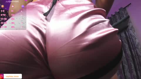 Snapshot of denin_rose chatting on January 23, 8:24 pm DENIN onlineMonday to Saturday 330 pm Chicago time online show from January 23, 8:24 pm