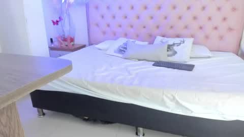 denisse_logan online show from April 24, 2:36 am