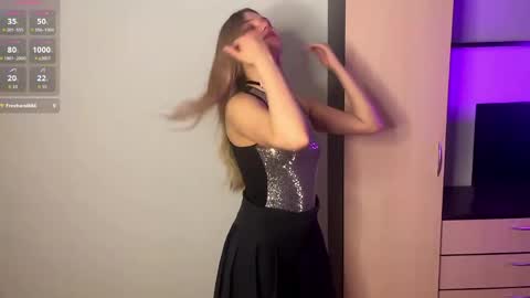 Luna online show from April 25, 5:21 pm