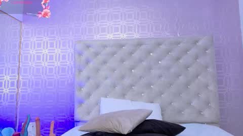 Derieri D online show from October 13, 9:39 pm