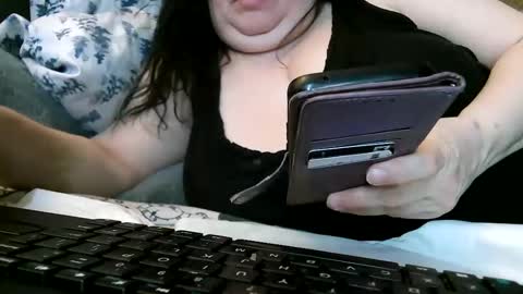 Snapshot of deroseblack chatting on February 18, 6:39 pm deroseblack online show from February 18, 6:39 pm