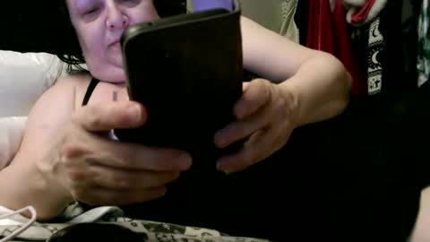 Snapshot of deroseblack chatting on February 26, 5:03 am deroseblack online show from February 26, 5:03 am