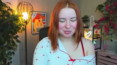 LAYLA online show from January 16, 8:32 am