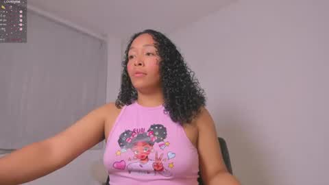 desty_y online show from June 19, 2:38 am