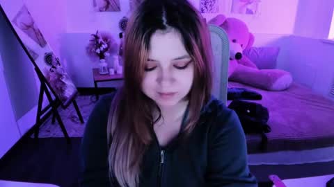 Dia online show from April 26, 8:28 pm