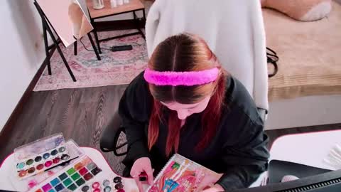 Dia online show from April 21, 2:51 am