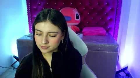 diamond_juliana_ online show from April 28, 3:00 am