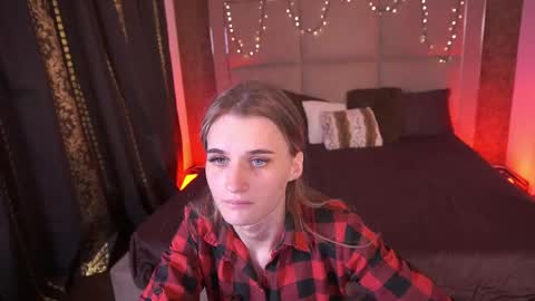 DiamondNina online show from April 28, 8:13 pm