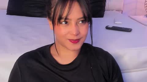 Diana Tamayo online show from December 15, 4:56 pm