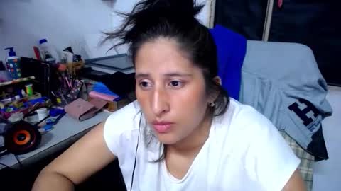 Snapshot of diana_rogu chatting on October 16, 7:33 am diana_rogu online show from October 16, 7:33 am