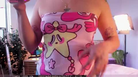 Estef  Germn     online show from May 11, 10:18 pm