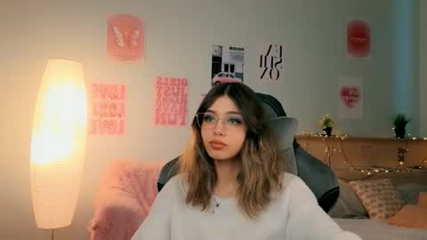 Sara Connor online show from March 9, 1:36 pm