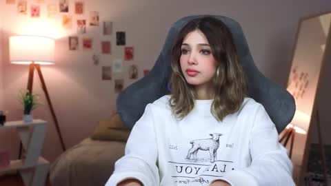 Sara Connor online show from January 17, 1:40 pm