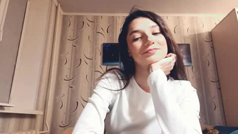 dinorahfleeks online show from March 10, 7:18 pm