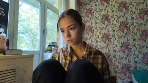 Snapshot of dinorahmroczkowski chatting on September 9, 8:03 am dinorahmroczkowski online show from September 9, 8:03 am