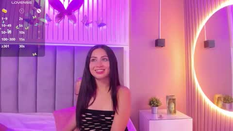 Cristal  online show from September 17, 3:59 am