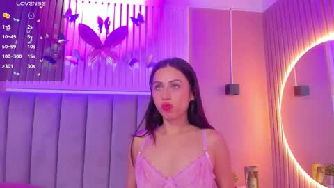 Cristal  online show from September 16, 3:58 am